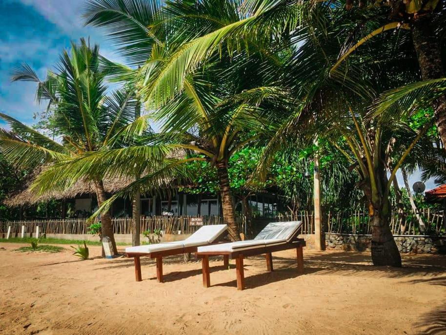 Serenity Beach Cabanas Tangalle Ngoại thất bức ảnh