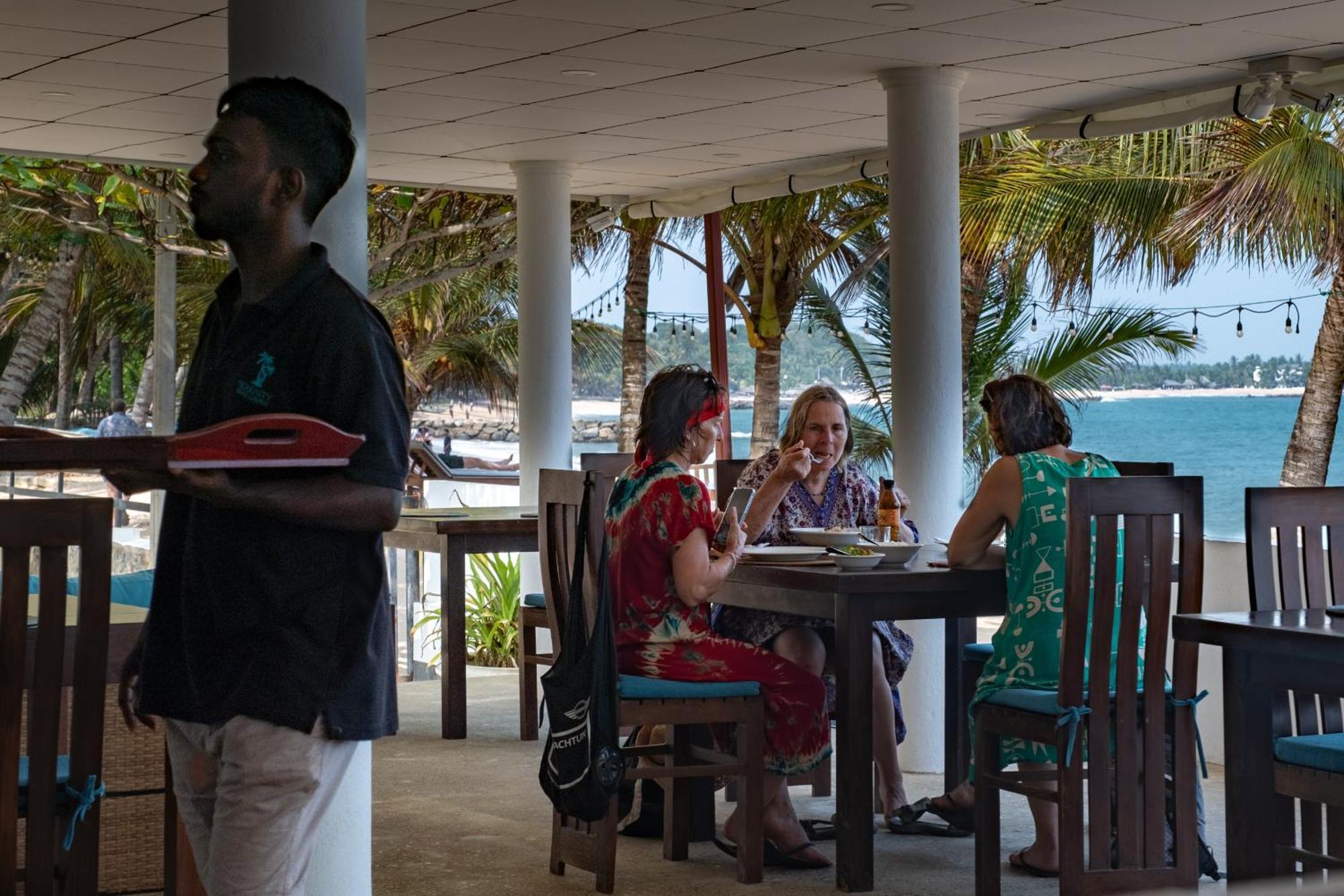 Serenity Beach Cabanas Tangalle Ngoại thất bức ảnh