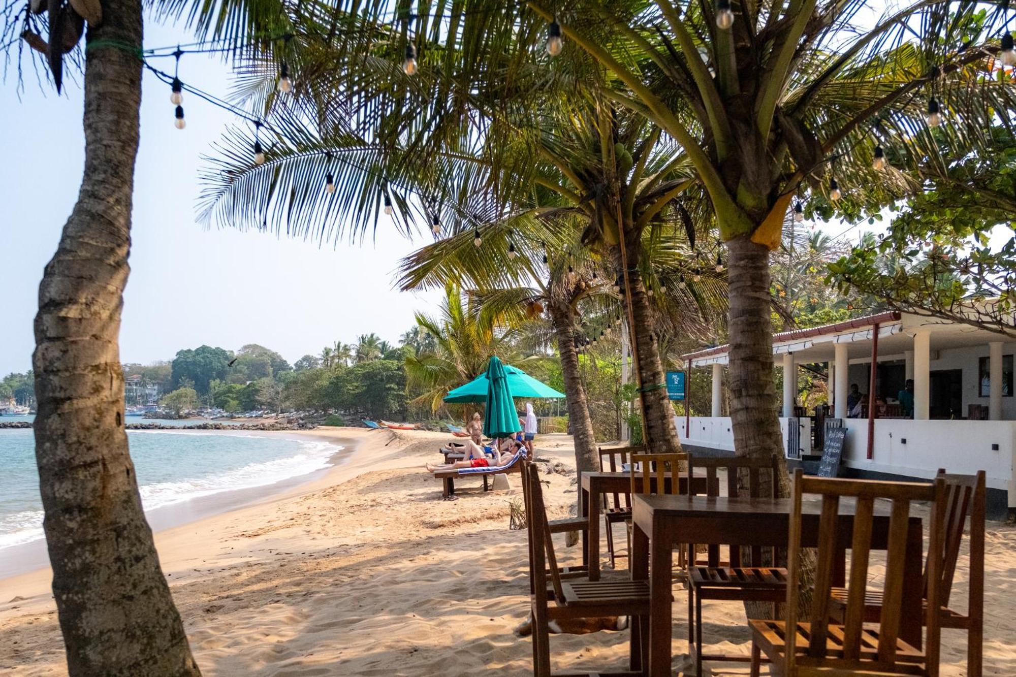 Serenity Beach Cabanas Tangalle Ngoại thất bức ảnh