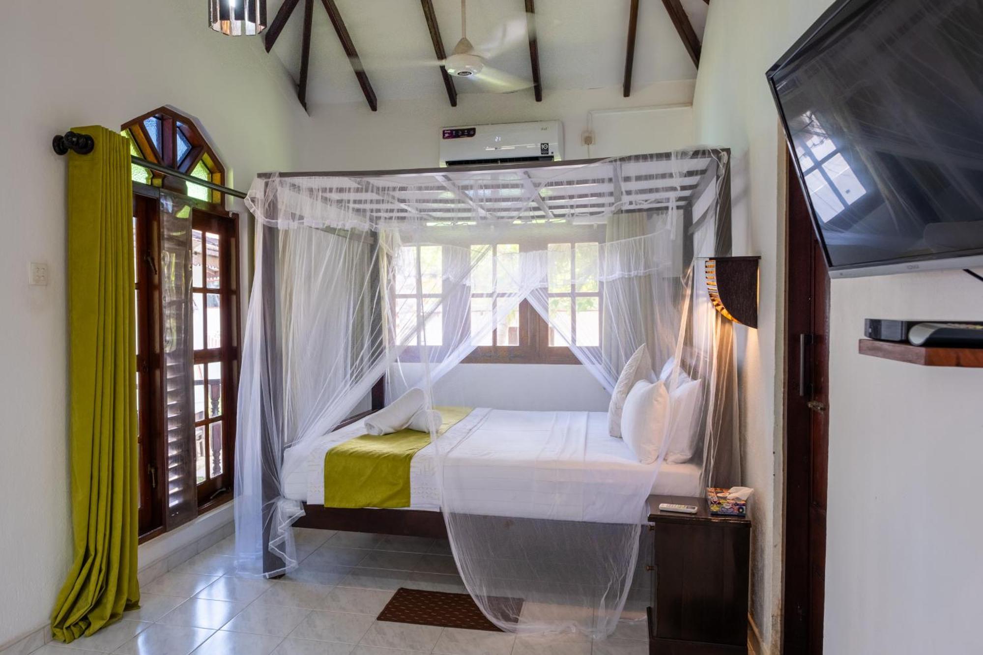 Serenity Beach Cabanas Tangalle Ngoại thất bức ảnh