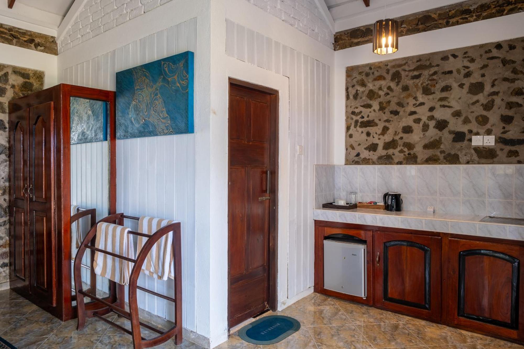 Serenity Beach Cabanas Tangalle Ngoại thất bức ảnh