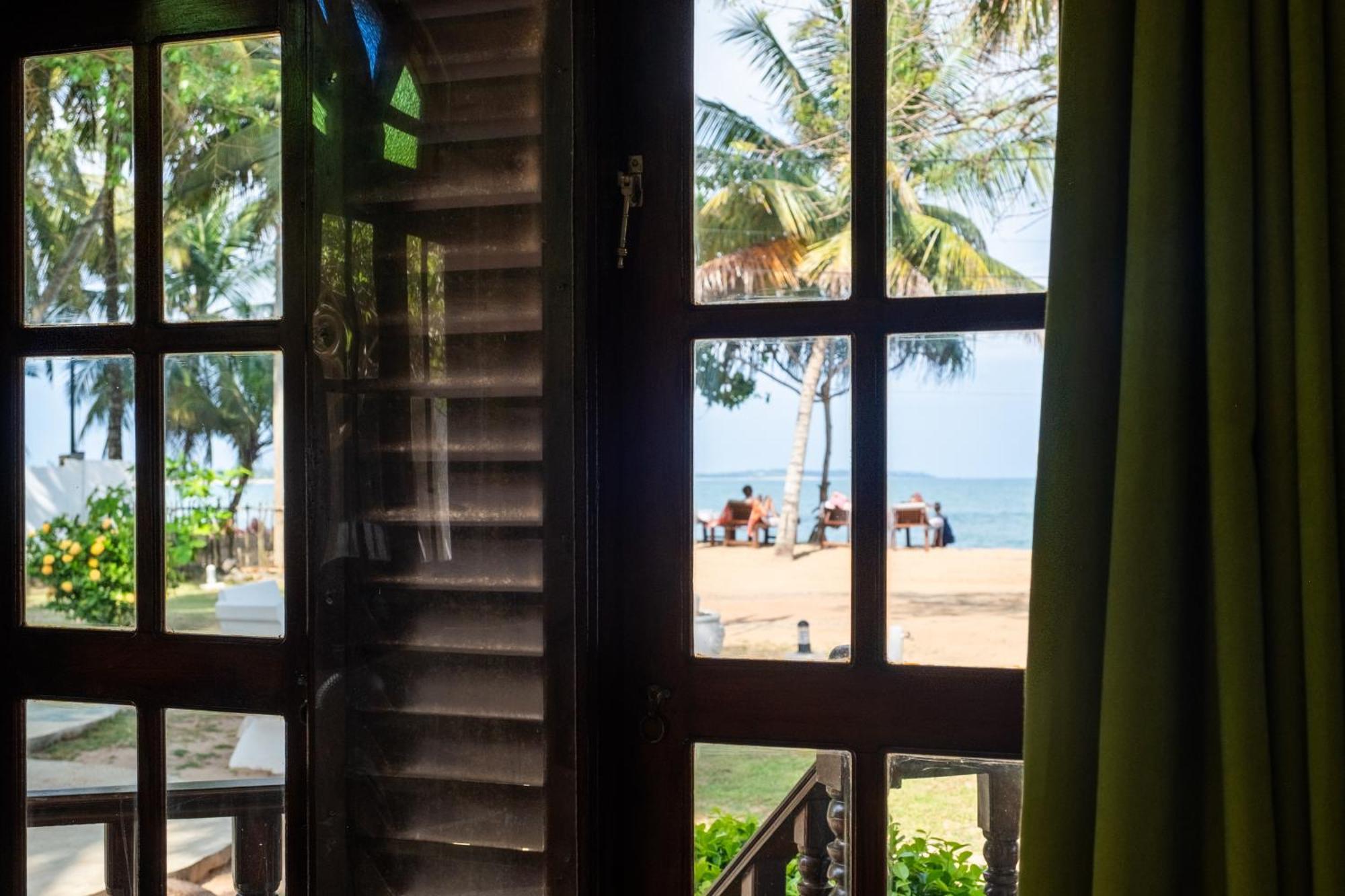 Serenity Beach Cabanas Tangalle Ngoại thất bức ảnh